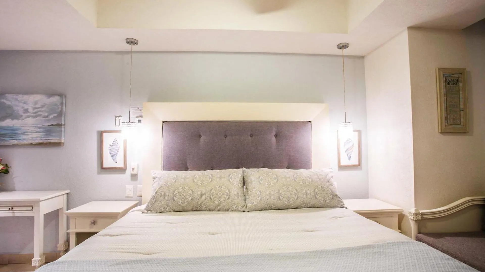 Beachfront 1Br W/ Balcony & Resort-Style Amenities 巴亞爾塔港 墨西哥